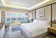 Hilton Plaza 