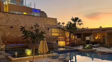 Hilton Plaza