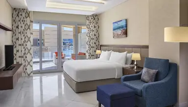 Hilton Plaza