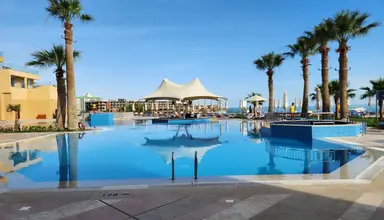 Hilton Plaza