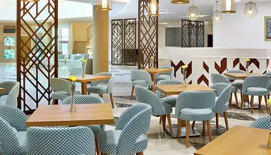Hilton Plaza