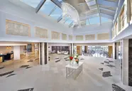 Hilton Plaza 