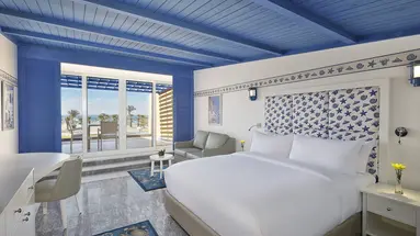 Hilton Plaza