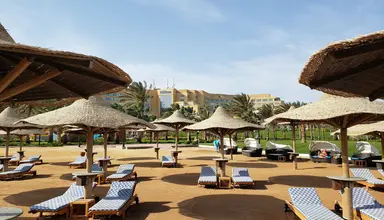 Hilton Plaza