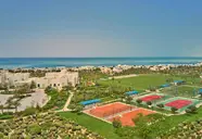 Hilton Salwa Beach Resort