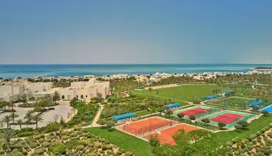 Hilton Salwa Beach Resort