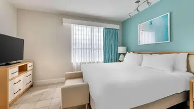 Hilton Vacation Club Crescent On South Beach