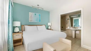 Hilton Vacation Club Crescent On South Beach