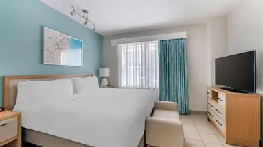 Hilton Vacation Club Crescent On South Beach