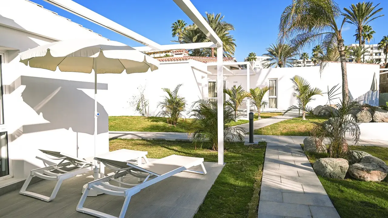 HL Miraflor Suites (ex. Miraflor Suites)