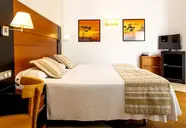 HL Miraflor Suites (ex. Miraflor Suites)