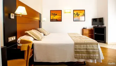 HL Miraflor Suites (ex. Miraflor Suites)