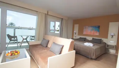 HL Suite Nardos