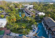 Holiday Ao Nang Beach Resort