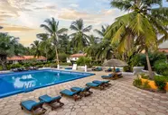 Holiday Beach Club