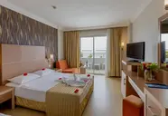 Holiday Garden Resort 
