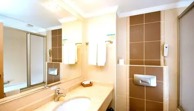 Holiday Garden Resort