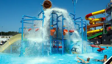 Holiday Golden Resort