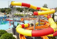 Holiday Golden Resort