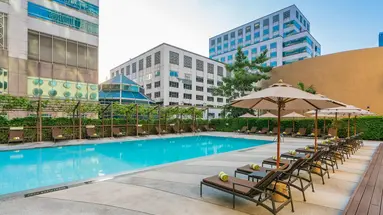 Holiday Inn Bangkok Silom