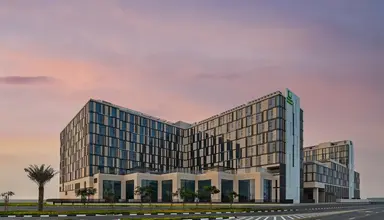 Holiday Inn Dubai Al Maktoum Airport