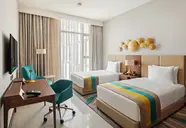 Holiday Inn Dubai Al Maktoum Airport