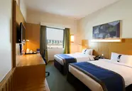 Holiday Inn Express Dubai Airport