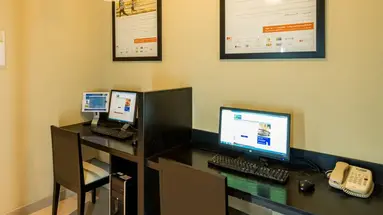 Holiday Inn Express Dubai - Jumeirah