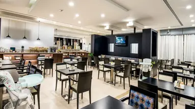 Holiday Inn Express Dubai - Jumeirah