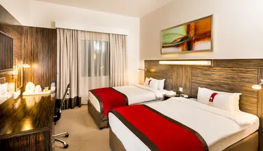 Holiday Inn Express Internet City