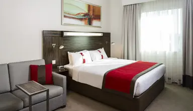Holiday Inn Express Internet City