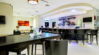 Holiday Inn Express Internet City