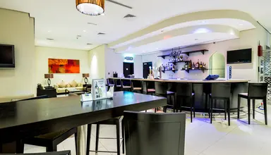 Holiday Inn Express Internet City