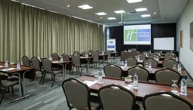 Holiday Inn Express Internet City