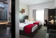 Holiday Inn Express Internet City