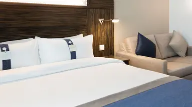 Holiday Inn Express Safa Park