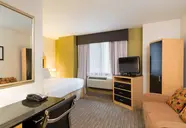 Holiday Inn Express Wall Street