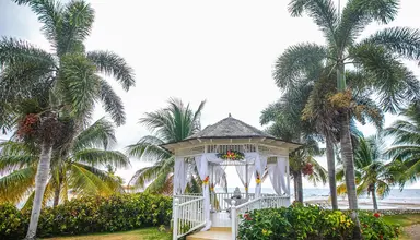 Holiday Inn Resort