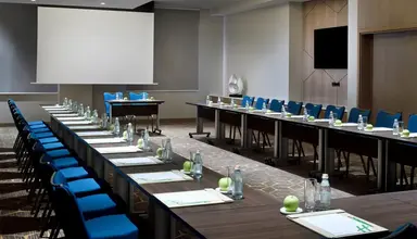 Holiday Inn & Suites Dubai Festival City