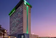 Holiday Inn & Suites Dubai Festival City