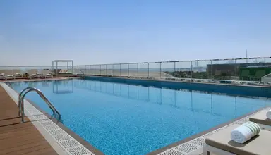 Holiday Inn & Suites Dubai Festival City