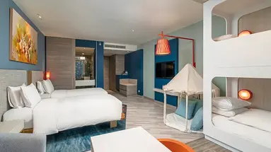 Holiday Inn Vana Nava Hua