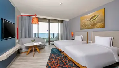 Holiday Inn Vana Nava Hua
