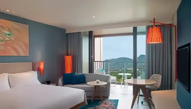 Holiday Inn Vana Nava Hua