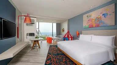 Holiday Inn Vana Nava Hua