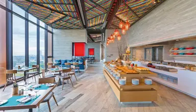 Holiday Inn Vana Nava Hua