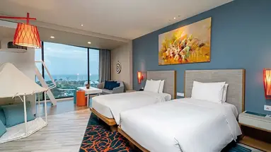 Holiday Inn Vana Nava Hua