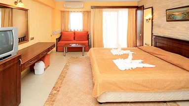 Holiday & Leisure Club