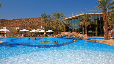 Holiday & Leisure Club
