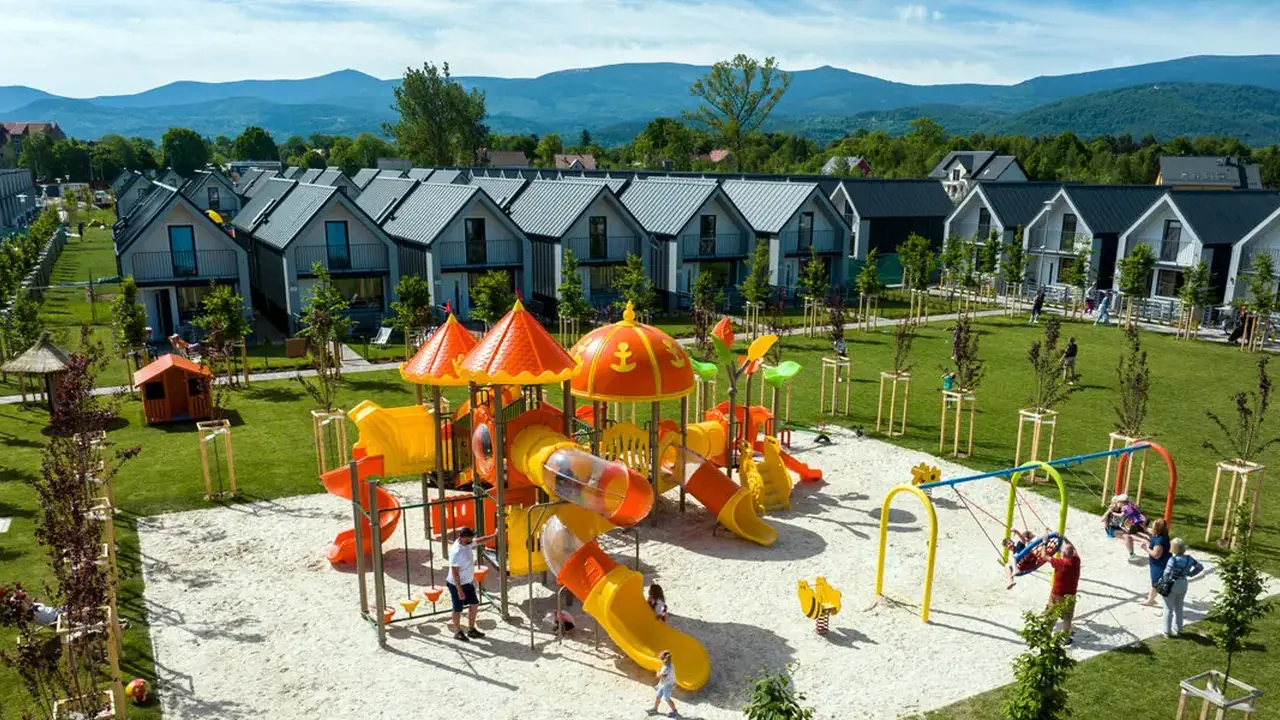 Holiday Park & Resort Uzdrowisko Cieplice Zdrój
